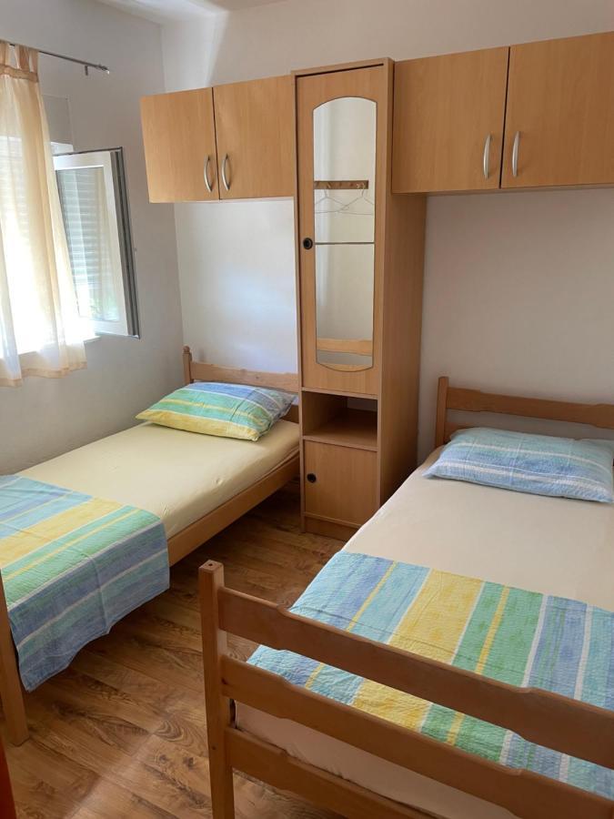 Apartman Jukic Hotel มารีนา ภายนอก รูปภาพ